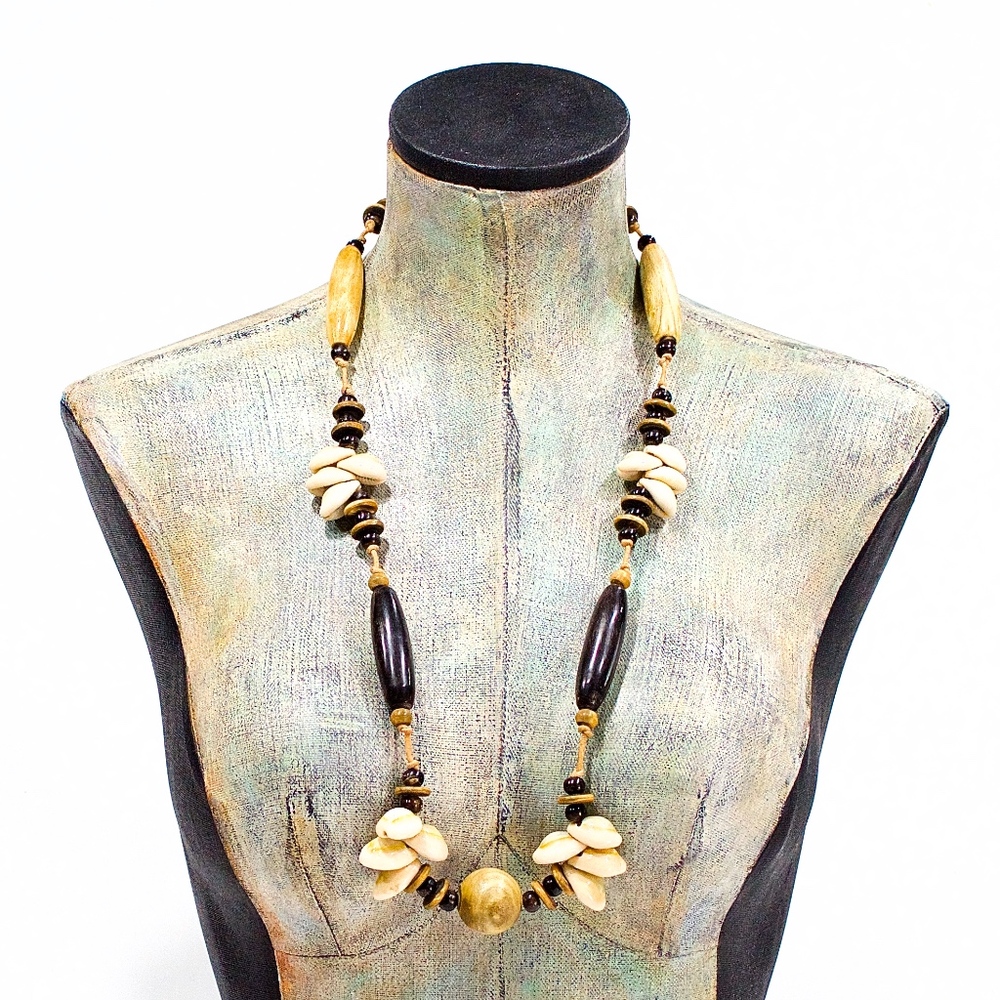 Vintage 70's Horn Shell Tribal Necklace